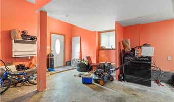 22 Whipple Ave, North Providence, RI 02911