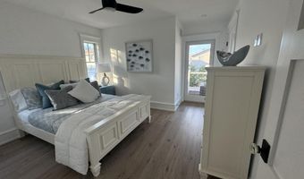 281 7th St, Avalon, NJ 08202