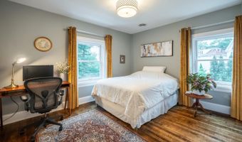 3729 Broadview Dr, Cincinnati, OH 45208