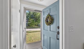 9 Milton Rd, Barrington, RI 02806