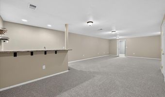5765 SNOWBERRY Dr, Cheyenne, WY 82009