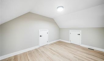 483 TOWNLINE Rd, Aurora, OH 44202