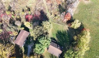 8619 N Fire Station Rd, Bloomfield, IN 47424