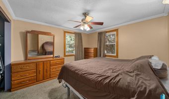 2013 E Sylvan Cir, Brandon, SD 57005