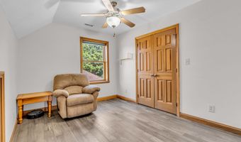 6686 Woodcrest Dr, Avon, IN 46123