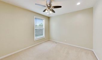501 Tuscany Dr, Algonquin, IL 60102
