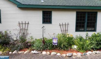 5835 Scenic Acres Rd, Aurora, MN 55705