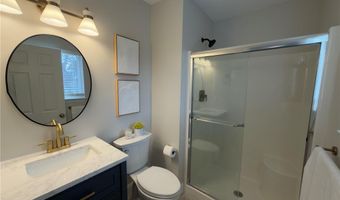 7633 Genesta St, Affton, MO 63123