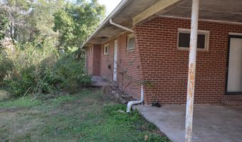 729 MAXANNA Dr, Anniston, AL 36206