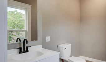 106 S Fox St, Alba, MO 64830