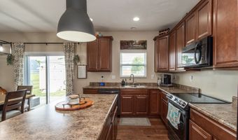 958 Willow Creek Dr, Alexandria, KY 41001