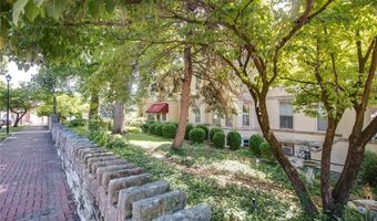 417 Prospect St A, Alton, IL 62002