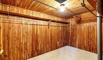 23 Robert Cir, Cranston, RI 02905