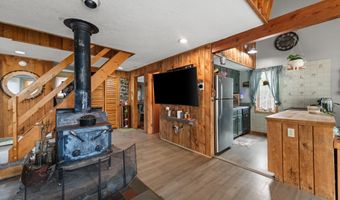 14 Webster Ct, Campton, NH 03223