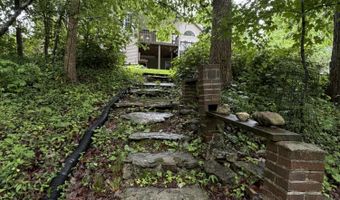 206 Meadow Ridge Dr, Bardstown, KY 40004