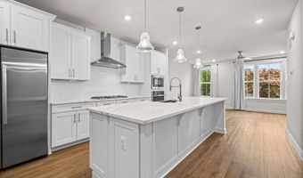 818 S GREENBRIER St, Arlington, VA 22204