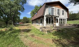 21611 Farm Road 2090, Aurora, MO 65605