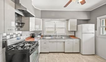 34 E 5TH St 1, Bayonne, NJ 07002