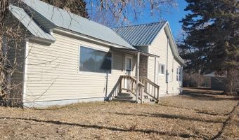 204 Grand Ave, Arco, ID 83213