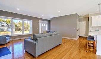 9 Cassidy Trl, Coventry, RI 02816