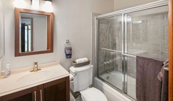 6433 La Paloma St, Carlsbad, CA 92009