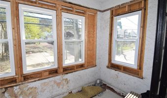 1132 Main St, Aliquippa, PA 15001