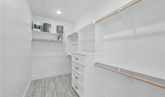 6807 SW Basswood Ave, Bentonville, AR 72712
