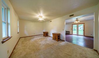 85 Holly Hills Rd, Batesville, AR 72501