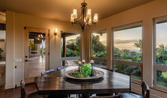 785 W Kuiaha Rd, Haiku, HI 96708