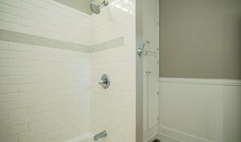 525 Hamilton St, Roanoke Rapids, NC 27870