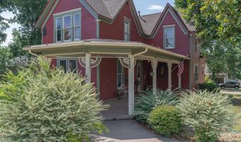 701 S 6th St, Chickasha, OK 73018