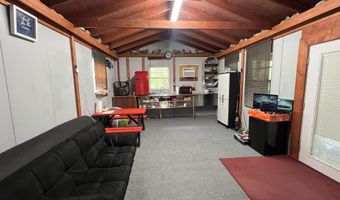 590 TOWBOAT Ln, Adamsville, TN 38310