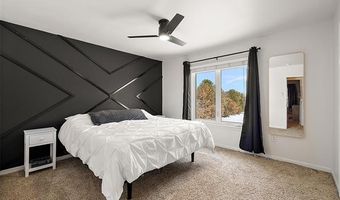 3373 Glover Rd, Almont, MI 48003