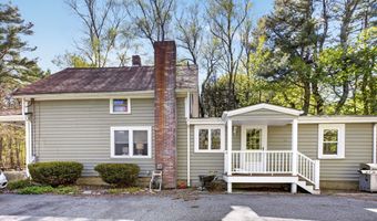 6 North Rd, Foster, RI 02825
