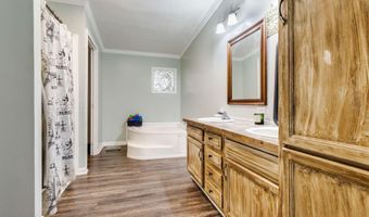 841 B Old School Rd, Arnaudville, LA 70512