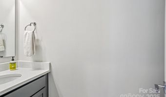 2242 Electric Ln, Charlotte, NC 28205