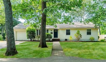 185 Brookhaven Rd, North Kingstown, RI 02852