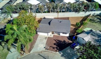 728 Hackberry Pl, Fallbrook, CA 92028