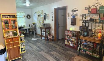 907 S Main St, Bicknell, IN 47512