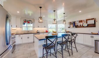 636 E 9th Ave, Escondido, CA 92025