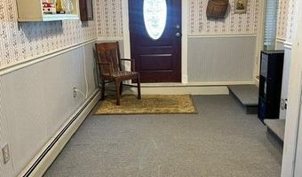 35 Dunning Blvd, Bangor, ME 04401