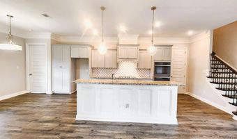 7919 Village Green Dr, Biloxi, MS 39532