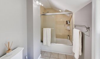 22 Douglas Rd, Ashland, MA 01721