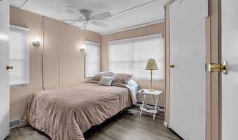 114 Redwood Dr, Barnegat, NJ 08005