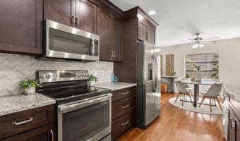 820 RUGBY St, Orlando, FL 32804