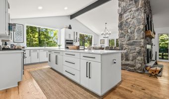 4720 Nirvana Dr, Adrian, MI 49221