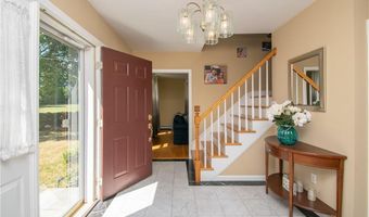 20 Morrison Ave, Middletown, RI 02842