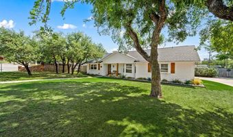 101 Hidden Valley Dr, Aledo, TX 76008
