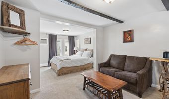 157 Main St, Belgrade, ME 04918