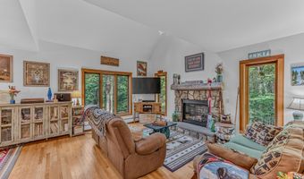 18 Armsby Cir, Campton, NH 03223